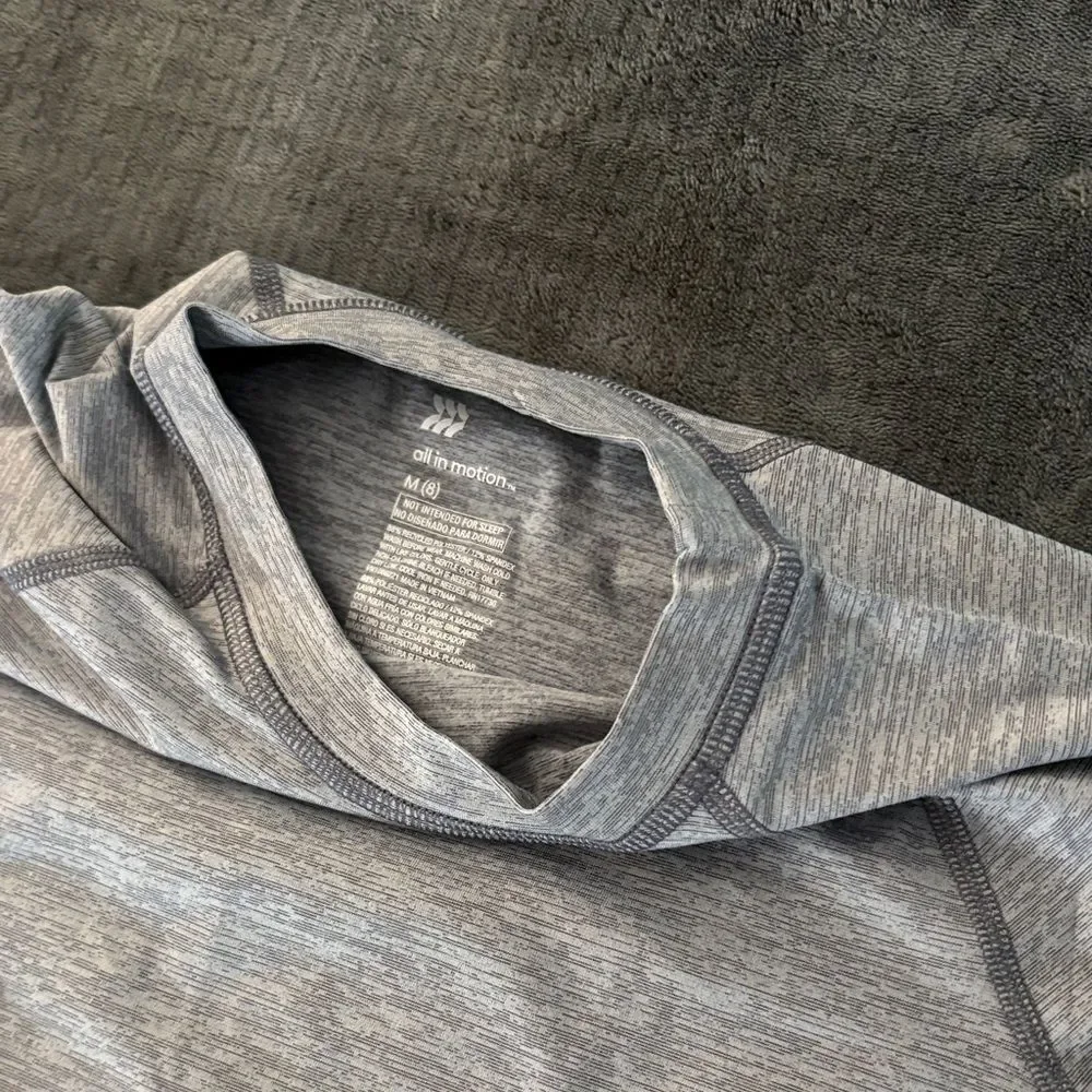 NWOT All in Motion Comfy Kids Layering Set in Heather Gray Size M